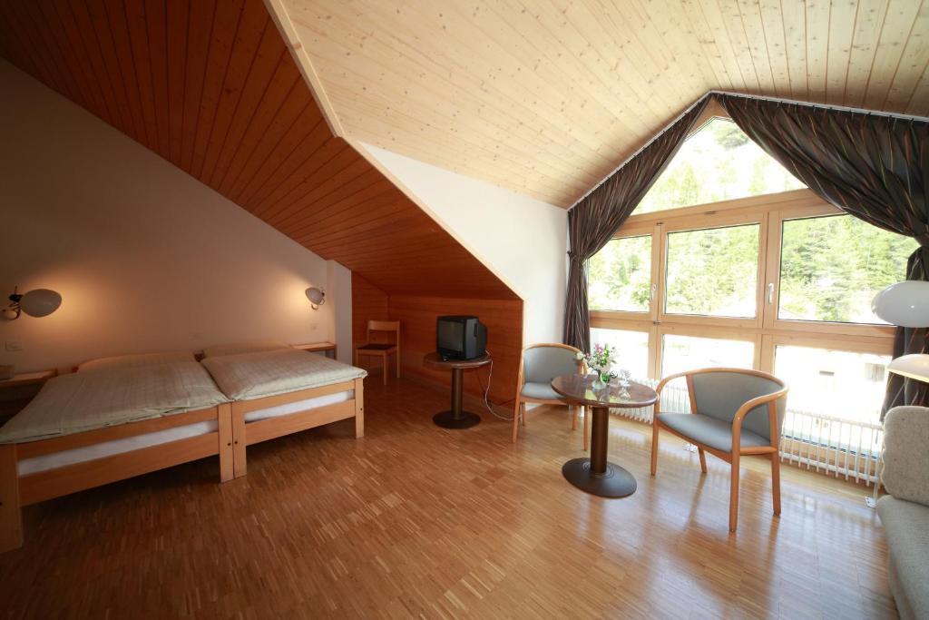 Hotel Albula & Julier Tiefencastel Room photo